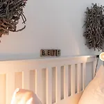 Apartment Diike *