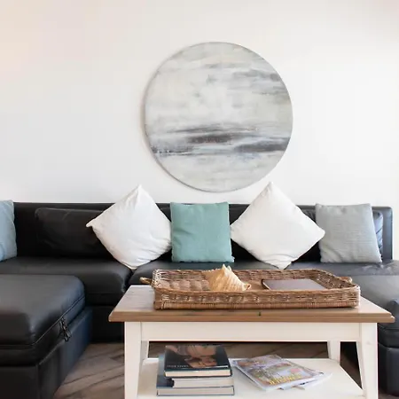 Diike Apartment *